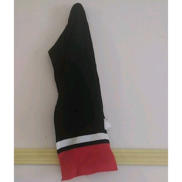 Pokemon Scarf Kids. Black With White And Red Accents Winter Snow School - Picture 2 of 4